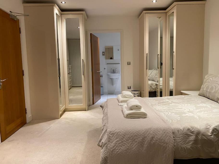 Luxury 3 Bed Apartament